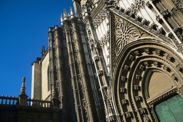 exterior-catedral-de-sevilla